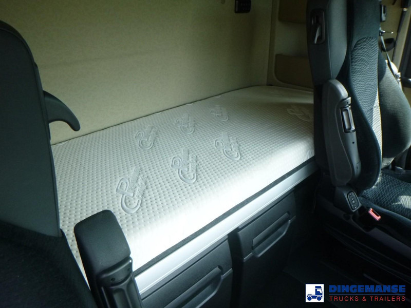 Tractor unit Mercedes-Benz Actros 1851 4x2 Euro 6 + Retarder: picture 17 Tractor unit Mercedes-Benz Actros 1851 4x2 Euro 6 + Retarder: picture 17