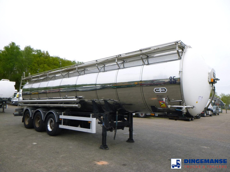 Van Hool Chemical tank inox L4BH 30 m3 / 3 comp - Tank semi-trailer: picture 2 Van Hool Chemical tank inox L4BH 30 m3 / 3 comp - Tank semi-trailer: picture 2