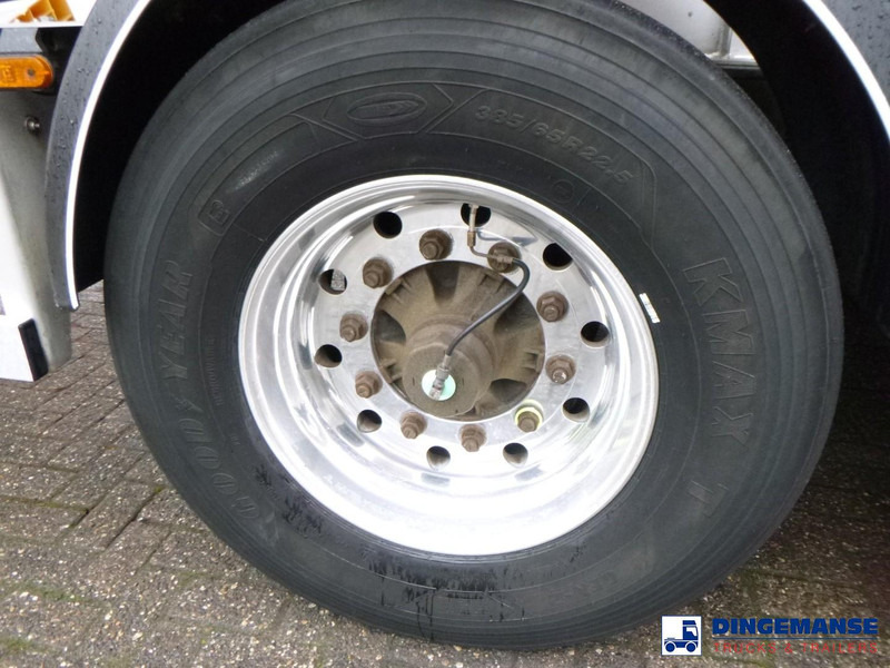 Tank semi-trailer Van Hool Food tank inox 62 m3 / 3 comp: picture 7 Tank semi-trailer Van Hool Food tank inox 62 m3 / 3 comp: picture 7