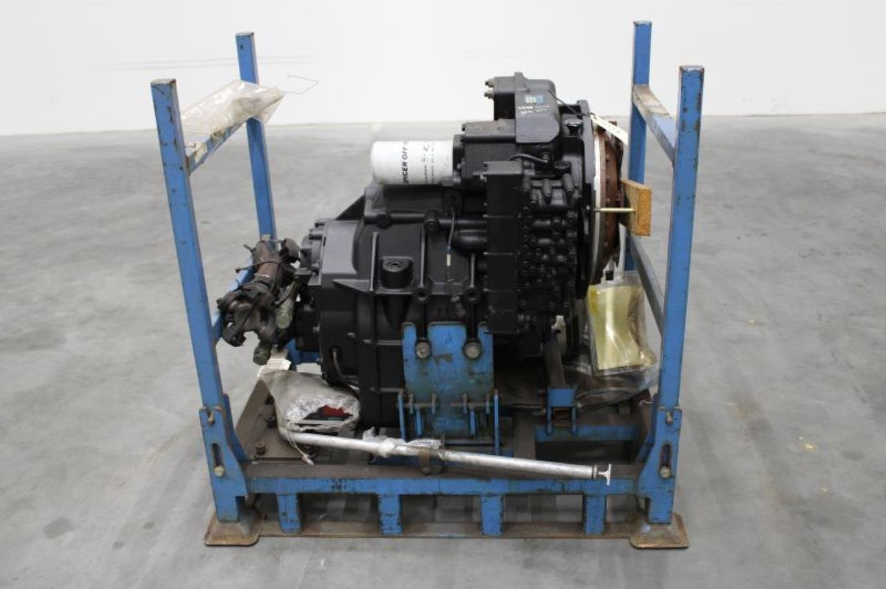 Dana 13.9TE10313-25 - Transmission for Material handling equipment: picture 2 Dana 13.9TE10313-25 - Transmission for Material handling equipment: picture 2