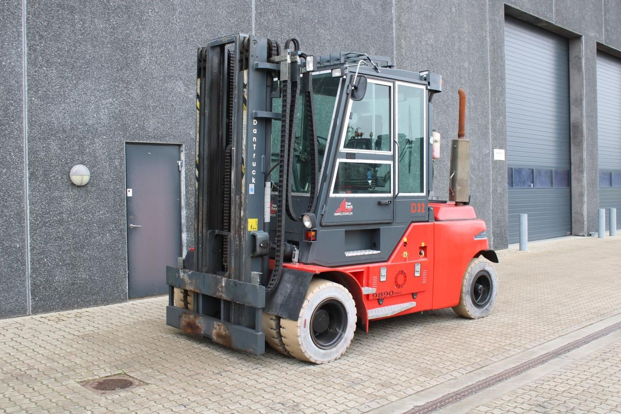 Dantruck 9890GD - LPG forklift: picture 2 Dantruck 9890GD - LPG forklift: picture 2
