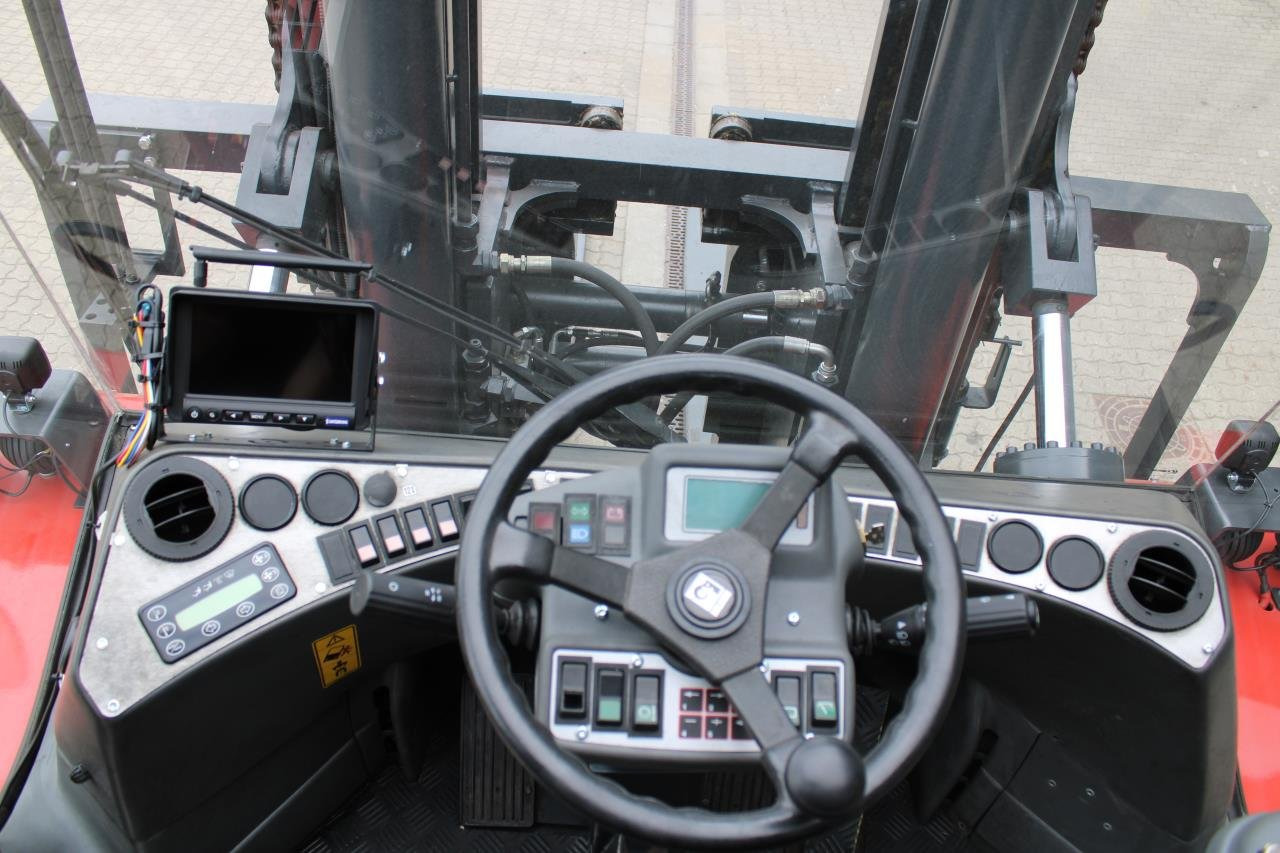 Kalmar DCD200-12LB - Diesel forklift: picture 4 Kalmar DCD200-12LB - Diesel forklift: picture 4