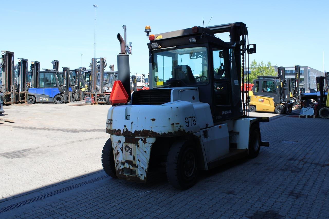 Kalmar DCE80-6 - Diesel forklift: picture 3 Kalmar DCE80-6 - Diesel forklift: picture 3