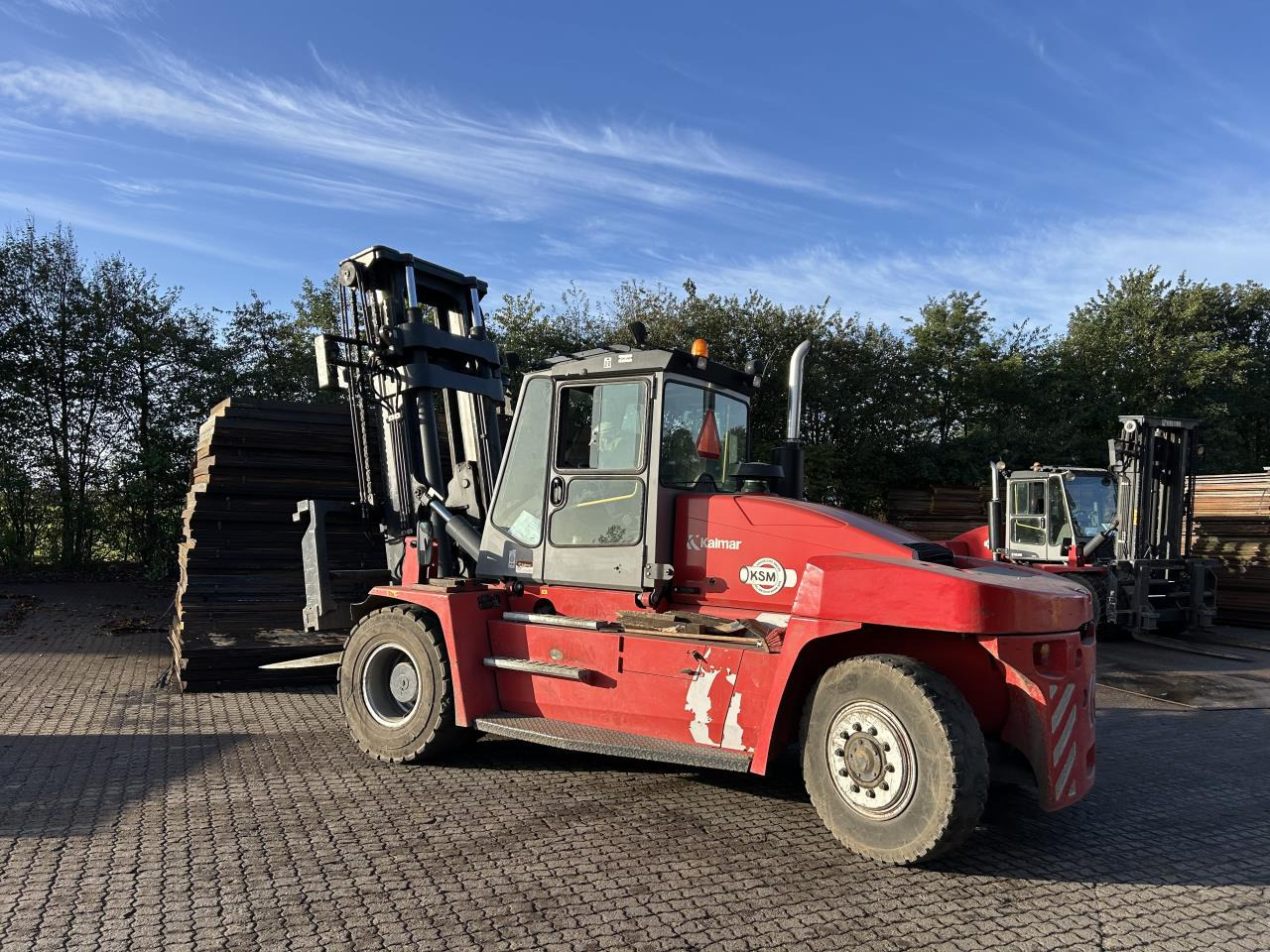 Kalmar DCG160-12 - Diesel forklift: picture 1 Kalmar DCG160-12 - Diesel forklift: picture 1