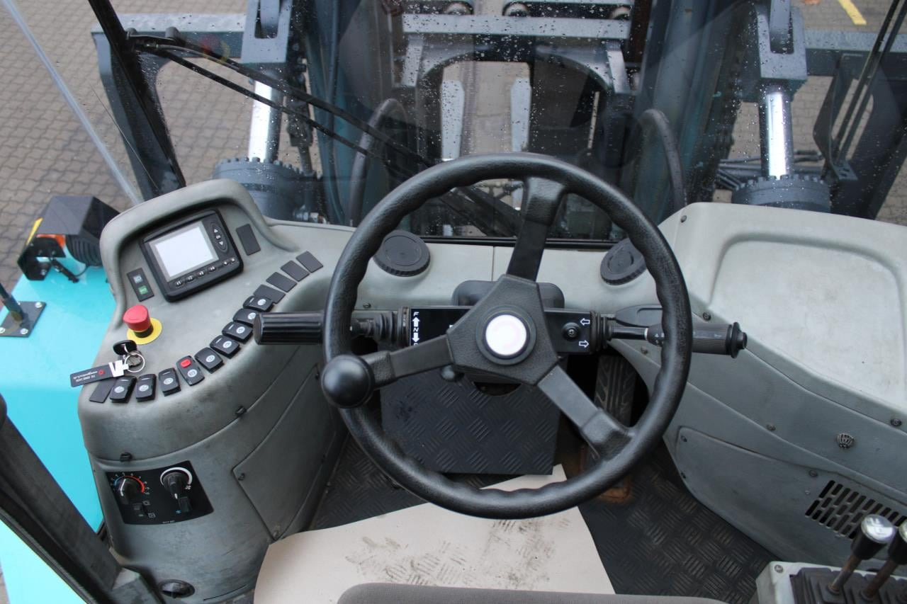 SMV SL25-1200B - Diesel forklift: picture 4 SMV SL25-1200B - Diesel forklift: picture 4