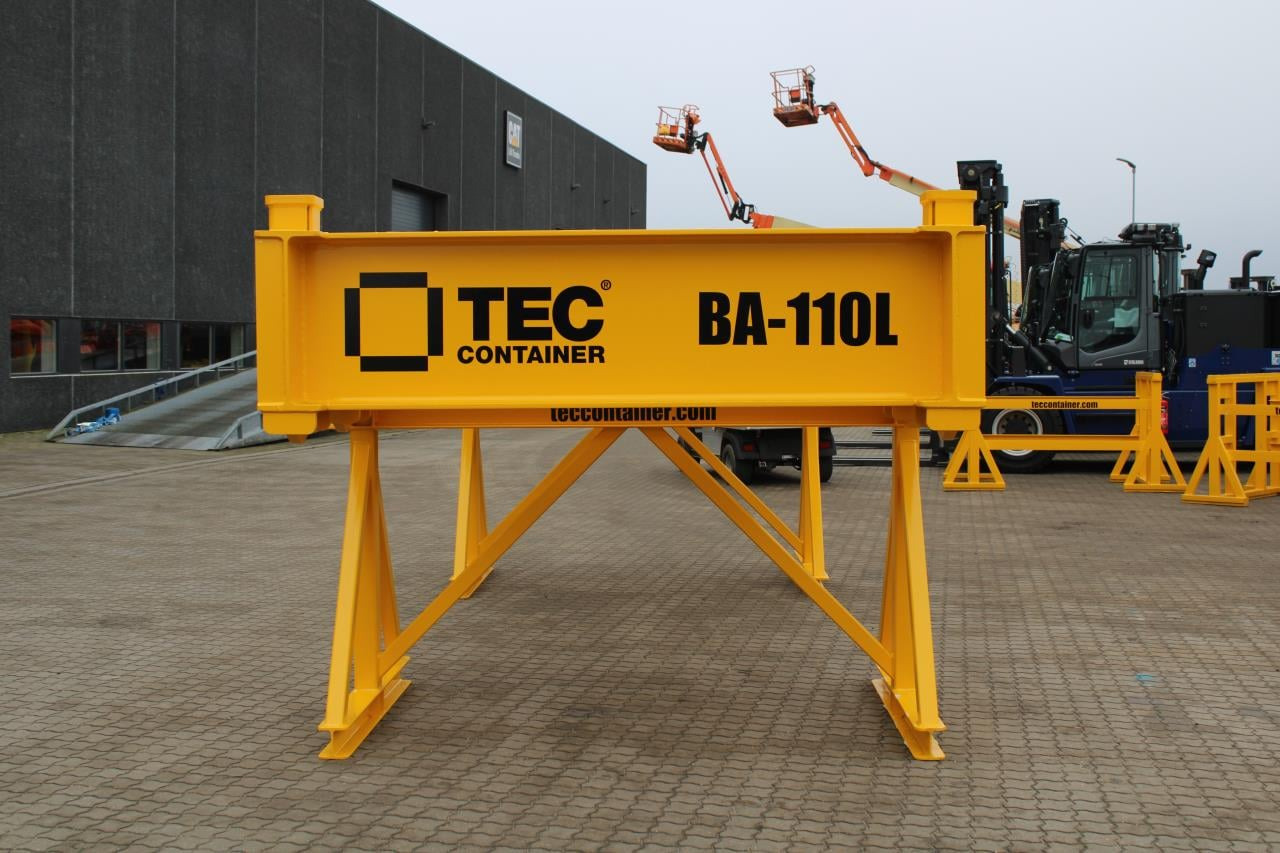 Tec Container 20“ WITH - Port equipment: picture 4 Tec Container 20“ WITH - Port equipment: picture 4
