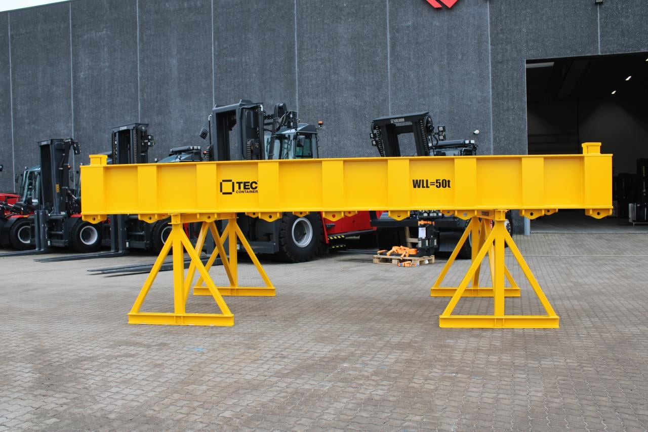 Tec Container 20“ WITH - Port equipment: picture 1 Tec Container 20“ WITH - Port equipment: picture 1