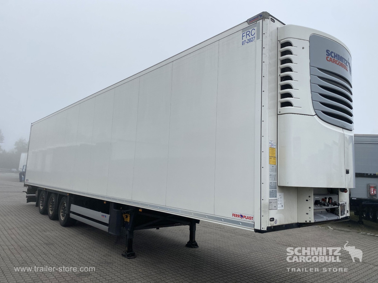 SCHMITZ Auflieger Tiefkühler Fleischhang - Isothermal semi-trailer: picture 1 SCHMITZ Auflieger Tiefkühler Fleischhang - Isothermal semi-trailer: picture 1