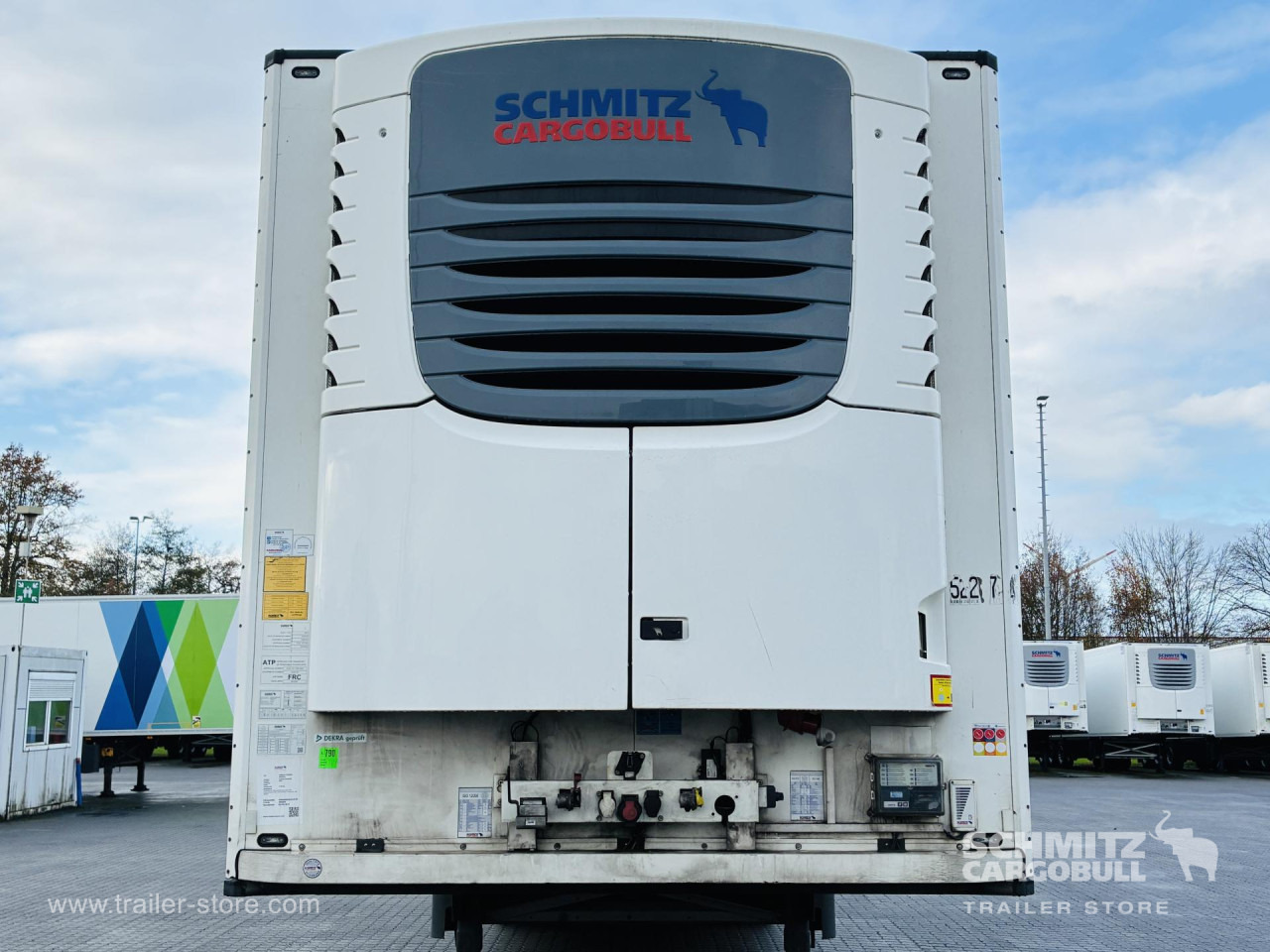 SCHMITZ Auflieger Tiefkühler Multitemp Double deck - Isothermal semi-trailer: picture 2 SCHMITZ Auflieger Tiefkühler Multitemp Double deck - Isothermal semi-trailer: picture 2
