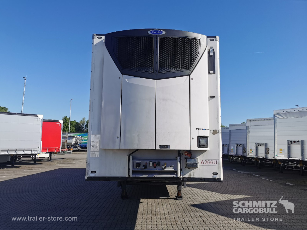 SCHMITZ Auflieger Tiefkühler Multitemp - Isothermal semi-trailer: picture 2 SCHMITZ Auflieger Tiefkühler Multitemp - Isothermal semi-trailer: picture 2