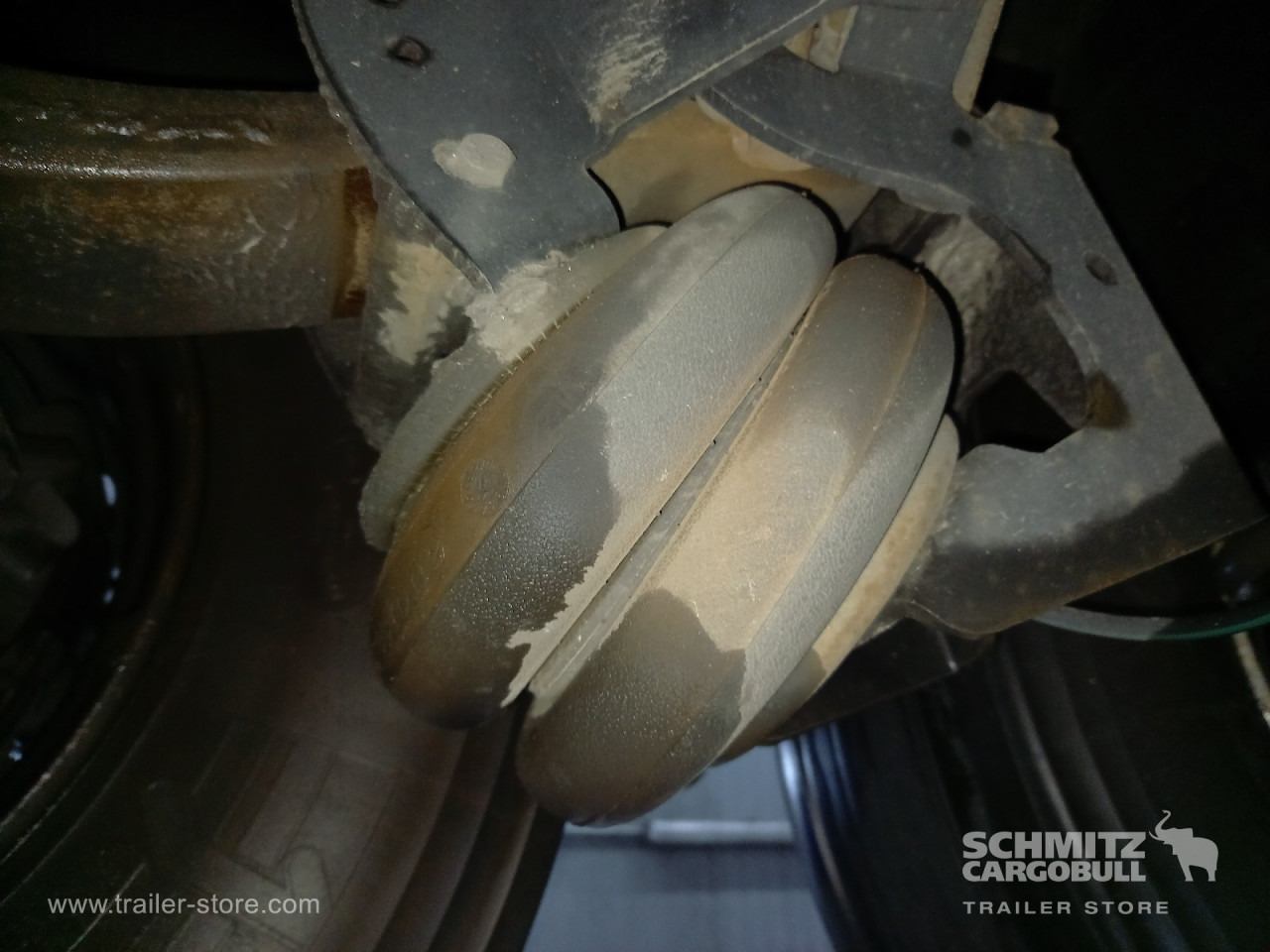 SCHMITZ Auflieger Tiefkühler Standard Double deck - Isothermal semi-trailer: picture 4 SCHMITZ Auflieger Tiefkühler Standard Double deck - Isothermal semi-trailer: picture 4