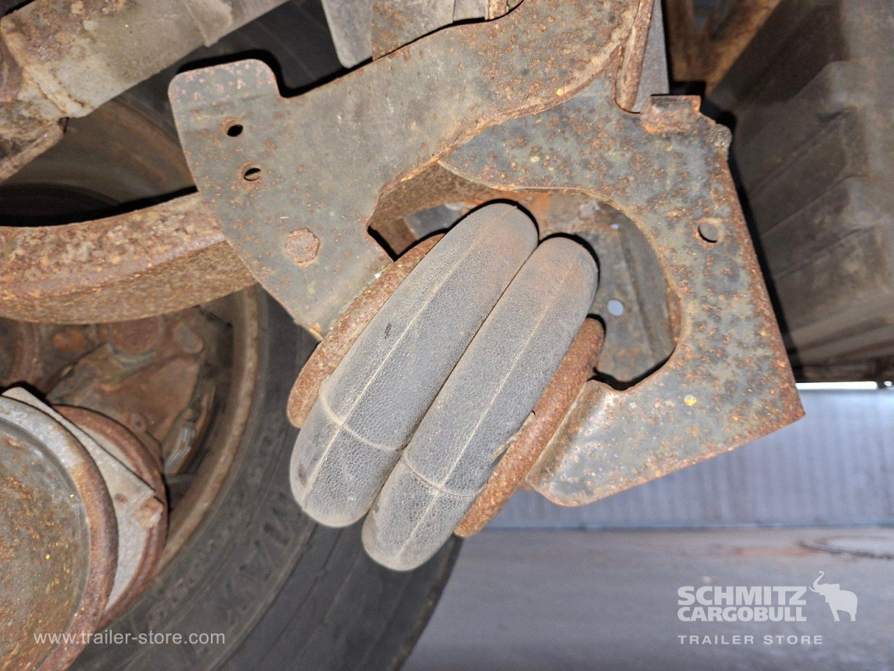 SCHMITZ Auflieger Tiefkühler Standard Double deck - Isothermal semi-trailer: picture 2 SCHMITZ Auflieger Tiefkühler Standard Double deck - Isothermal semi-trailer: picture 2