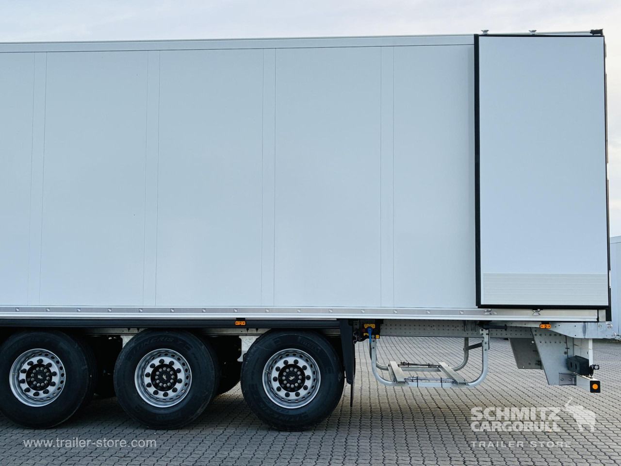 SCHMITZ Auflieger Tiefkühler Standard Double deck - Isothermal semi-trailer: picture 5 SCHMITZ Auflieger Tiefkühler Standard Double deck - Isothermal semi-trailer: picture 5