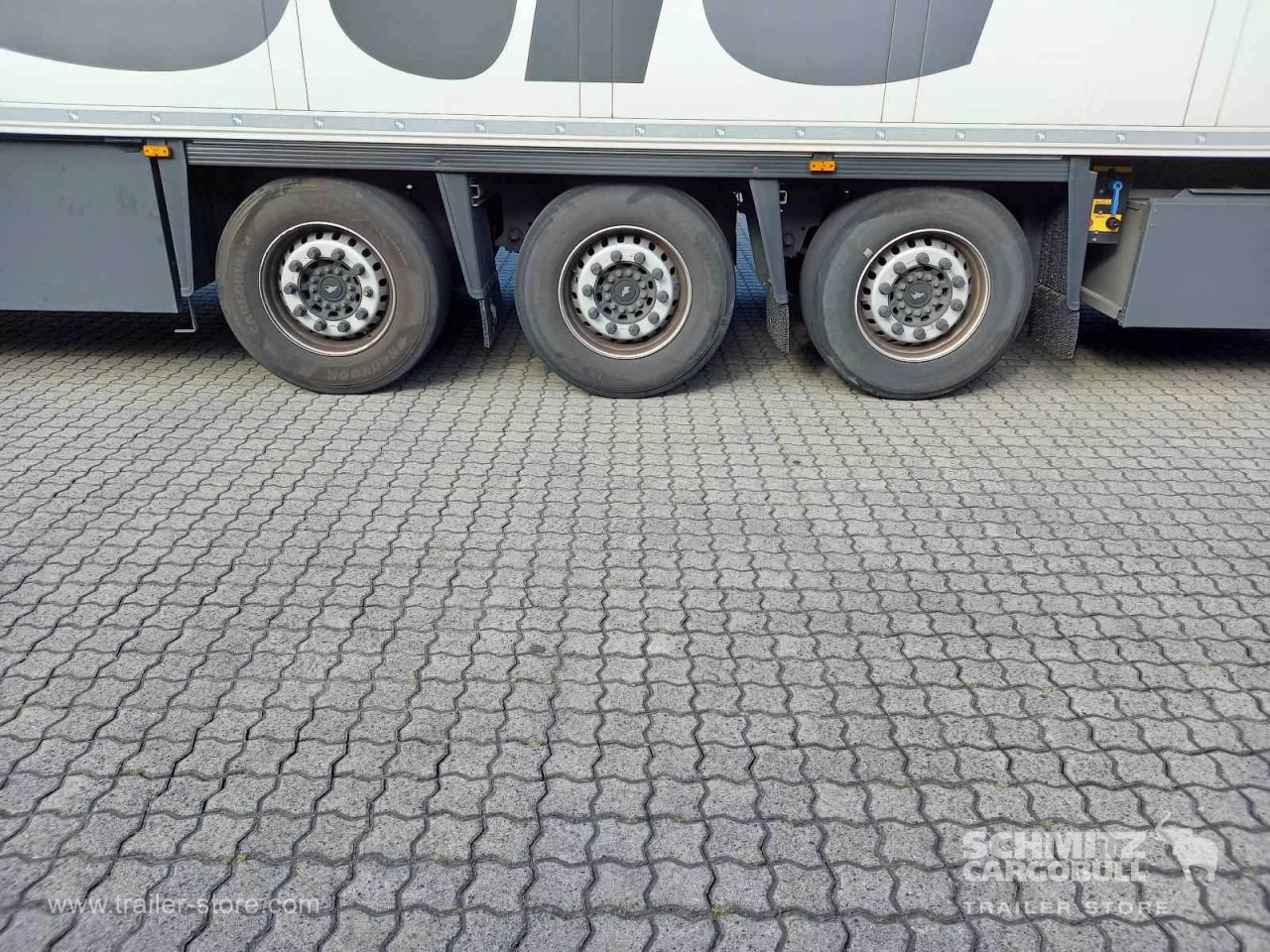 SCHMITZ Auflieger Tiefkühler Standard Double deck - Isothermal semi-trailer: picture 2 SCHMITZ Auflieger Tiefkühler Standard Double deck - Isothermal semi-trailer: picture 2