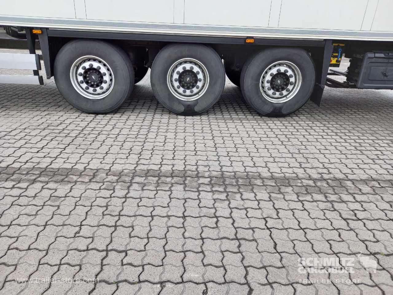 SCHMITZ Auflieger Tiefkühler Standard Double deck - Isothermal semi-trailer: picture 5 SCHMITZ Auflieger Tiefkühler Standard Double deck - Isothermal semi-trailer: picture 5