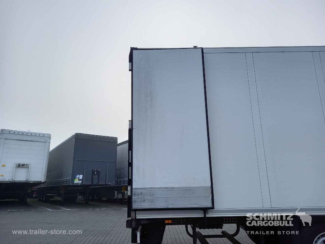 SCHMITZ Auflieger Tiefkühler Standard Double deck - Isothermal semi-trailer: picture 4 SCHMITZ Auflieger Tiefkühler Standard Double deck - Isothermal semi-trailer: picture 4