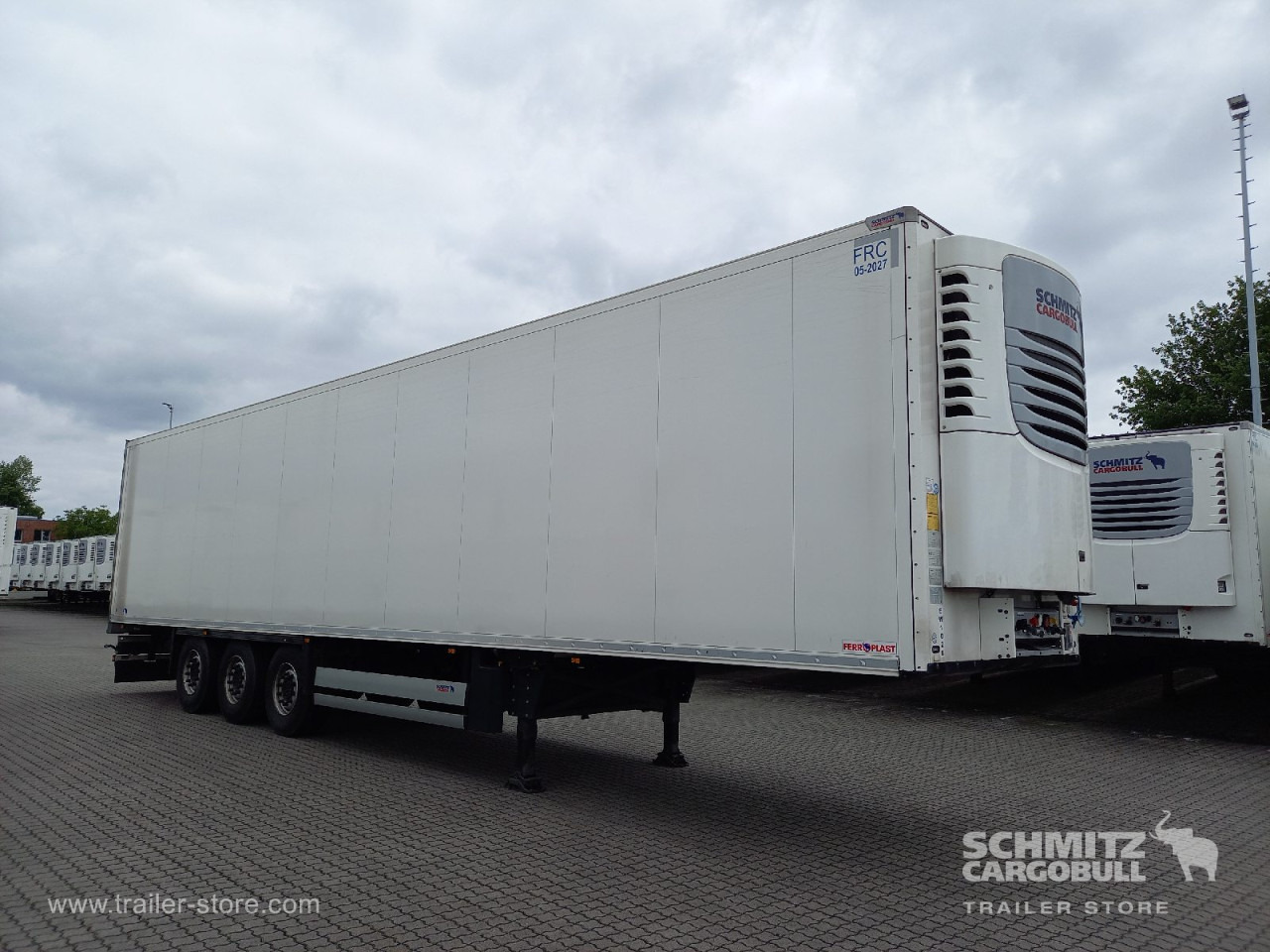 SCHMITZ Auflieger Tiefkühler Standard - Isothermal semi-trailer: picture 1 SCHMITZ Auflieger Tiefkühler Standard - Isothermal semi-trailer: picture 1