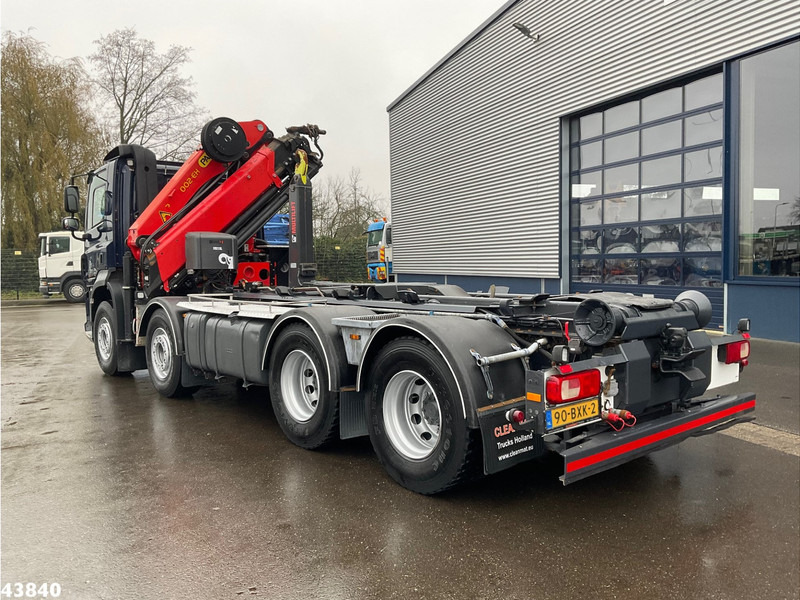DAF FAD CF 530 8x4 Euro 6 Palfinger 33 Tonmeter laadkraan - Hook lift truck, Crane truck: picture 4 DAF FAD CF 530 8x4 Euro 6 Palfinger 33 Tonmeter laadkraan - Hook lift truck, Crane truck: picture 4