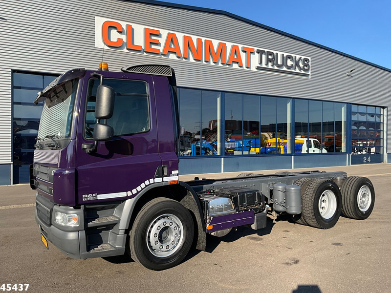 Garbage truck DAF FAN 75 CF 250 Chassis cabine with PTO Just 157.104 km!: picture 1