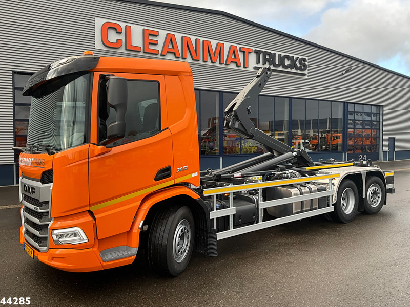DAF FAN XD 450 Euro 6 VDL 21 Ton Schuif-knik haakarmsysteem - Hook lift truck: picture 1 DAF FAN XD 450 Euro 6 VDL 21 Ton Schuif-knik haakarmsysteem - Hook lift truck: picture 1