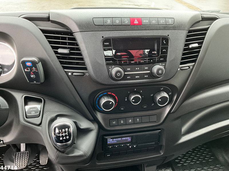 Iveco Daily 72C18 HMF laadkraan 3,4 Tonmeter laadkraan + Meiller 3-zijdige kipper New & Unused!! on lease Iveco Daily 72C18 HMF laadkraan 3,4 Tonmeter laadkraan + Meiller 3-zijdige kipper New & Unused!!: picture 18 Iveco Daily 72C18 HMF laadkraan 3,4 Tonmeter laadkraan + Meiller 3-zijdige kipper New & Unused!! on lease Iveco Daily 72C18 HMF laadkraan 3,4 Tonmeter laadkraan + Meiller 3-zijdige kipper New & Unused!!: picture 18