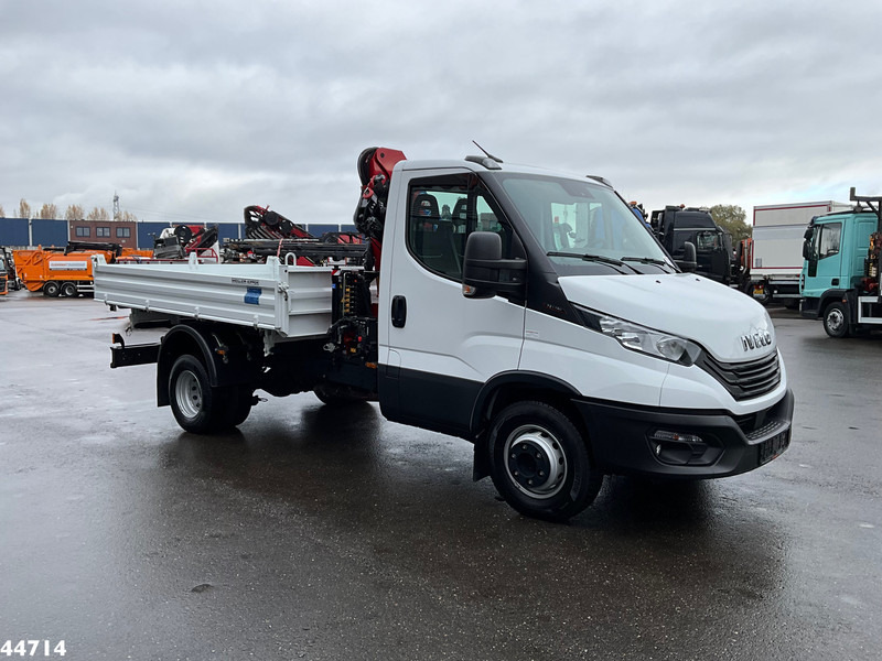 Iveco Daily 72C18 HMF laadkraan 3,4 Tonmeter laadkraan + Meiller 3-zijdige kipper New & Unused!! on lease Iveco Daily 72C18 HMF laadkraan 3,4 Tonmeter laadkraan + Meiller 3-zijdige kipper New & Unused!!: picture 8 Iveco Daily 72C18 HMF laadkraan 3,4 Tonmeter laadkraan + Meiller 3-zijdige kipper New & Unused!! on lease Iveco Daily 72C18 HMF laadkraan 3,4 Tonmeter laadkraan + Meiller 3-zijdige kipper New & Unused!!: picture 8