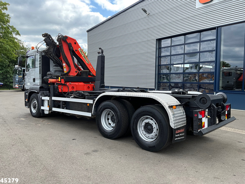 MAN TGA 26.360 6x2 Palfinger 21 Tonmeter laadkraan - Hook lift truck, Crane truck: picture 2 MAN TGA 26.360 6x2 Palfinger 21 Tonmeter laadkraan - Hook lift truck, Crane truck: picture 2