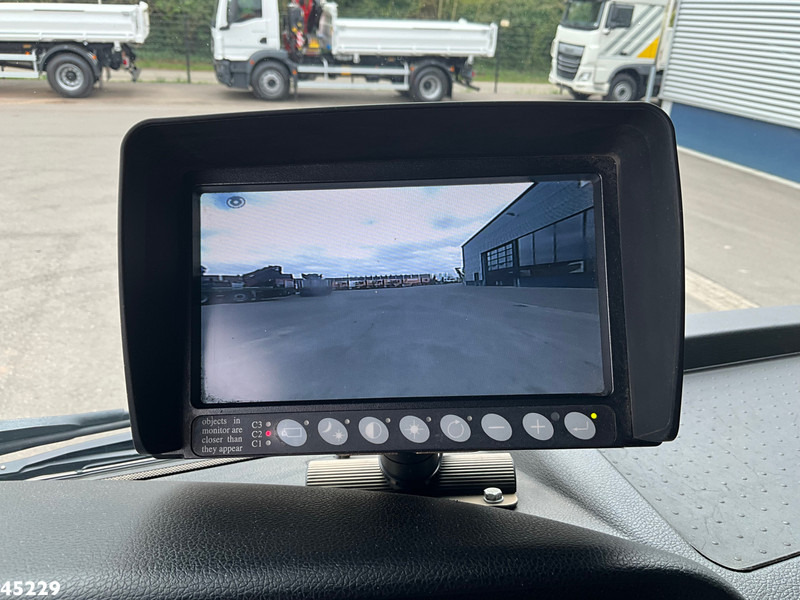 MAN TGS 41.440 10x4 Euro 6 Palfinger 17 Tonmeter Z-kraan on lease MAN TGS 41.440 10x4 Euro 6 Palfinger 17 Tonmeter Z-kraan: picture 18