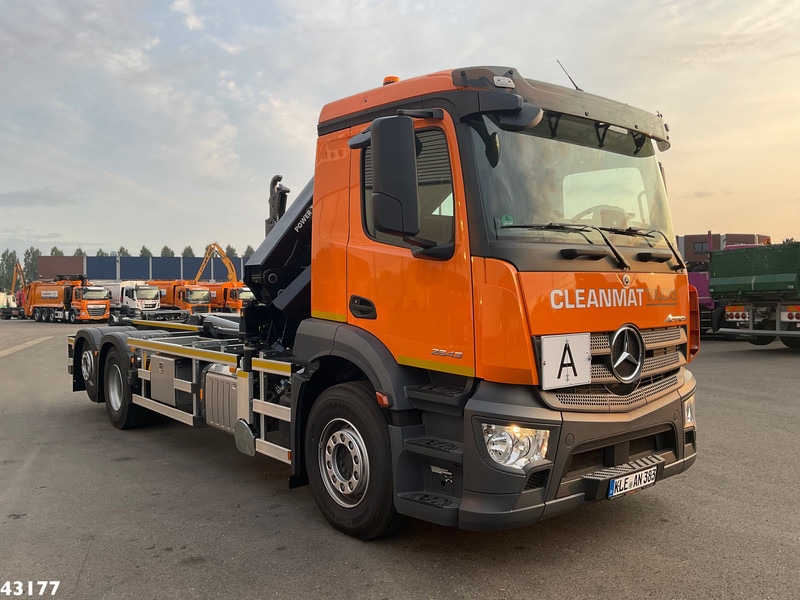 Mercedes-Benz Actros 2643 Euro 6 HMF 23 Tonmeter laadkraan - Hook lift truck, Crane truck: picture 3 Mercedes-Benz Actros 2643 Euro 6 HMF 23 Tonmeter laadkraan - Hook lift truck, Crane truck: picture 3