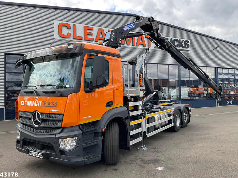 Mercedes-Benz Actros 2643 Euro 6 HMF 23 Tonmeter laadkraan - Hook lift truck, Crane truck: picture 1 Mercedes-Benz Actros 2643 Euro 6 HMF 23 Tonmeter laadkraan - Hook lift truck, Crane truck: picture 1