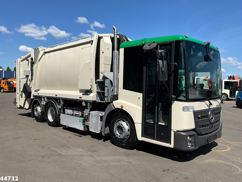 Mercedes-Benz Econic 2630 Euro 6 CNG Norba MF 300 18m³ 2 compartimenten just 137.620 km! - Garbage truck: picture 4 Mercedes-Benz Econic 2630 Euro 6 CNG Norba MF 300 18m³ 2 compartimenten just 137.620 km! - Garbage truck: picture 4