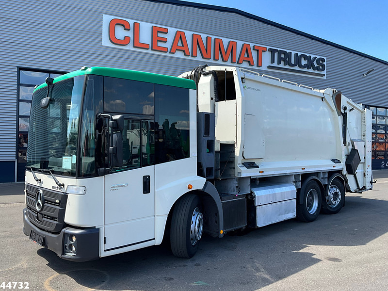 Mercedes-Benz Econic 2630 Euro 6 CNG Norba MF 300 18m³ 2 compartimenten just 137.620 km! - Garbage truck: picture 2 Mercedes-Benz Econic 2630 Euro 6 CNG Norba MF 300 18m³ 2 compartimenten just 137.620 km! - Garbage truck: picture 2