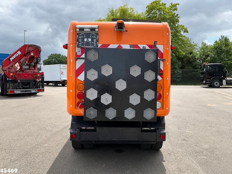 Ravo 5-Serie 560 with 3-rd brush - Road sweeper: picture 3 Ravo 5-Serie 560 with 3-rd brush - Road sweeper: picture 3