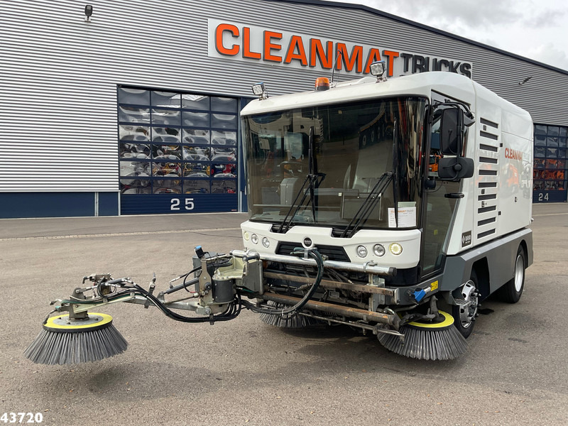 Ravo 540 STH Euro 6 with 3-rd brush - Road sweeper: picture 3 Ravo 540 STH Euro 6 with 3-rd brush - Road sweeper: picture 3