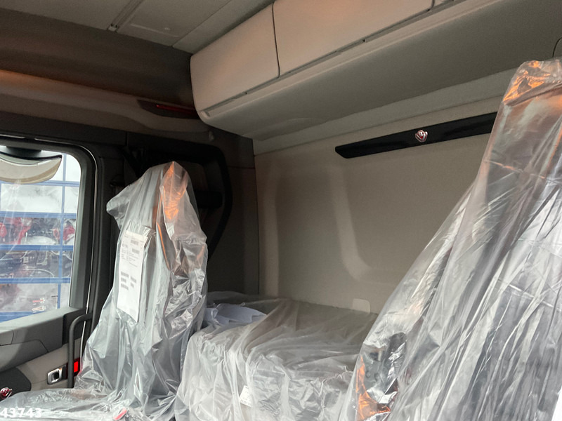 Scania R770 V8 8x2 Euro 6 Retarder Hyvalift 26 Ton NEW AND UNUSED! on lease Scania R770 V8 8x2 Euro 6 Retarder Hyvalift 26 Ton NEW AND UNUSED!: picture 17
