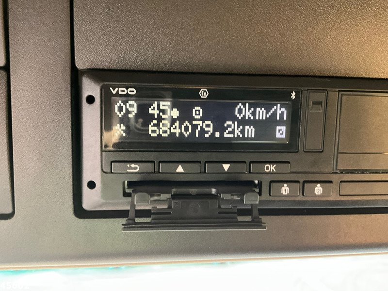 Tractor unit Mercedes-Benz Actros 1842 Mega GigaSpace MirrorCam: picture 17 Tractor unit Mercedes-Benz Actros 1842 Mega GigaSpace MirrorCam: picture 17