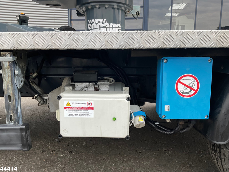 Truck Iveco Daily 35S12 20 Meter hoogwerker + JIB Just 6.039 km!: picture 9 Truck Iveco Daily 35S12 20 Meter hoogwerker + JIB Just 6.039 km!: picture 9