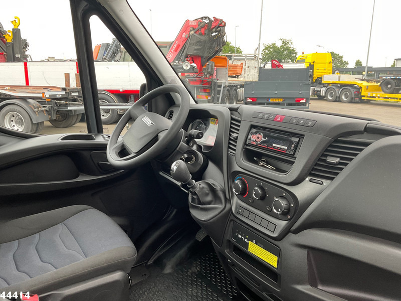 Truck Iveco Daily 35S12 20 Meter hoogwerker + JIB Just 6.039 km!: picture 13 Truck Iveco Daily 35S12 20 Meter hoogwerker + JIB Just 6.039 km!: picture 13