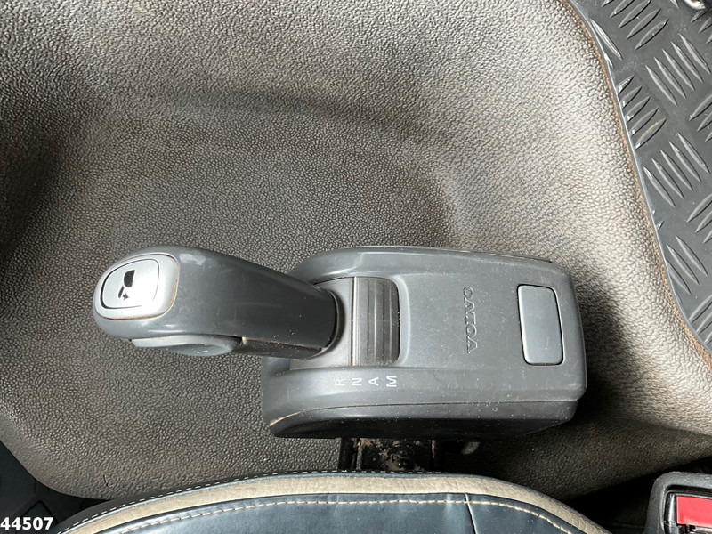 Crane truck Volvo FMX 450 8x4 Hiab 63 Tonmeter laadkraan + Fly-Jib: picture 19 Crane truck Volvo FMX 450 8x4 Hiab 63 Tonmeter laadkraan + Fly-Jib: picture 19