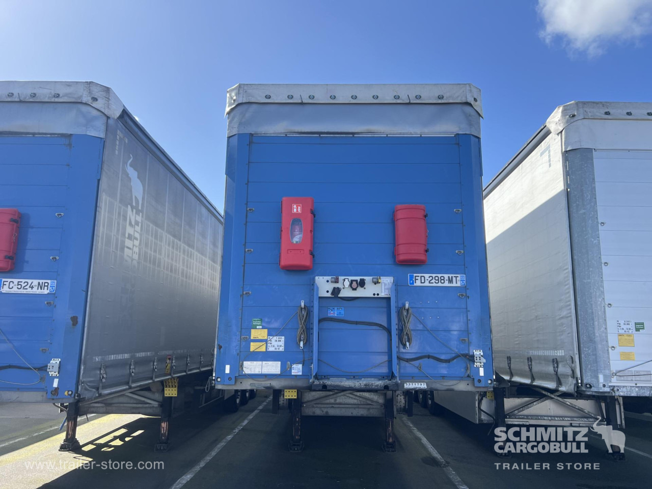 SCHMITZ Curtainsider Standard Taillift - Curtainsider semi-trailer: picture 5 SCHMITZ Curtainsider Standard Taillift - Curtainsider semi-trailer: picture 5