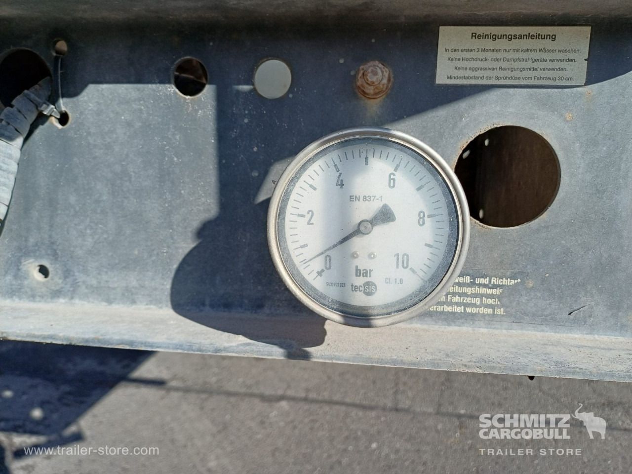 LANGENDORF Auflieger Kipper Stahlrundmulde 24m³ - Tipper semi-trailer: picture 3 LANGENDORF Auflieger Kipper Stahlrundmulde 24m³ - Tipper semi-trailer: picture 3