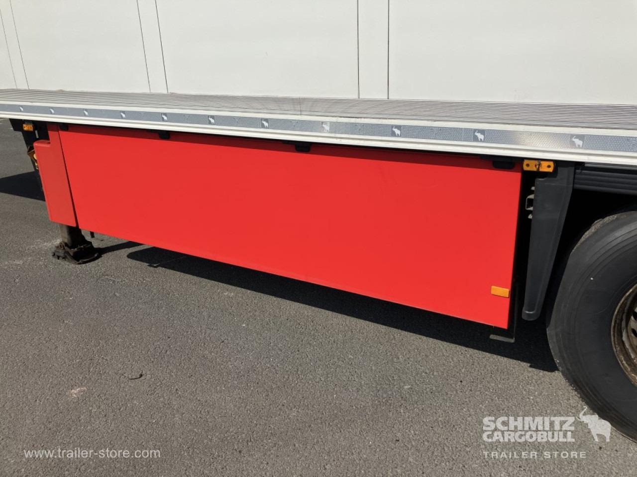 SCHMITZ Auflieger Tiefkühler Standard Double deck - Isothermal semi-trailer: picture 2 SCHMITZ Auflieger Tiefkühler Standard Double deck - Isothermal semi-trailer: picture 2