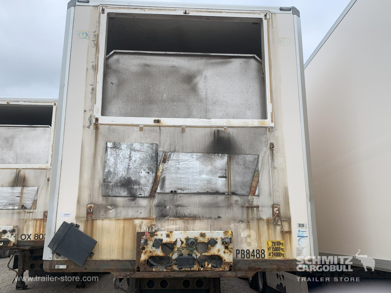 KRONE Reefer Standard Taillift - Isothermal semi-trailer: picture 1 KRONE Reefer Standard Taillift - Isothermal semi-trailer: picture 1