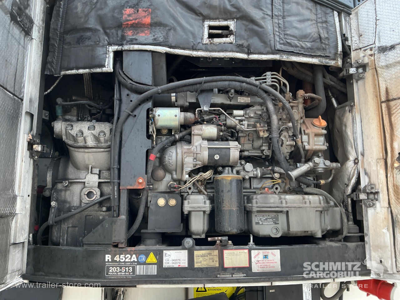 KRONE Reefer Standard Taillift - Isothermal semi-trailer: picture 2 KRONE Reefer Standard Taillift - Isothermal semi-trailer: picture 2