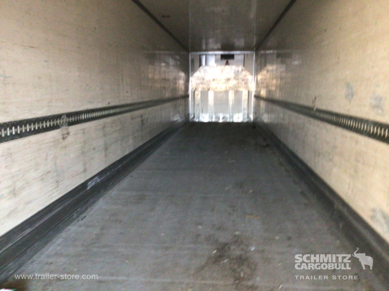 Isothermal semi-trailer KRONE Reefer Standard Taillift: picture 8