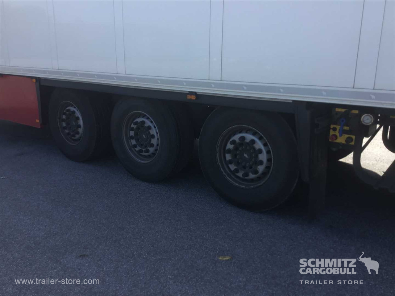SCHMITZ Reefer Standard Double deck - Isothermal semi-trailer: picture 5 SCHMITZ Reefer Standard Double deck - Isothermal semi-trailer: picture 5