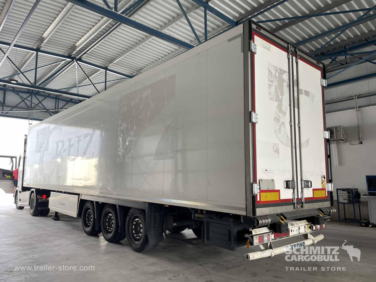 KRONE Remolque Frigo Standard - Refrigerator trailer: picture 2 KRONE Remolque Frigo Standard - Refrigerator trailer: picture 2
