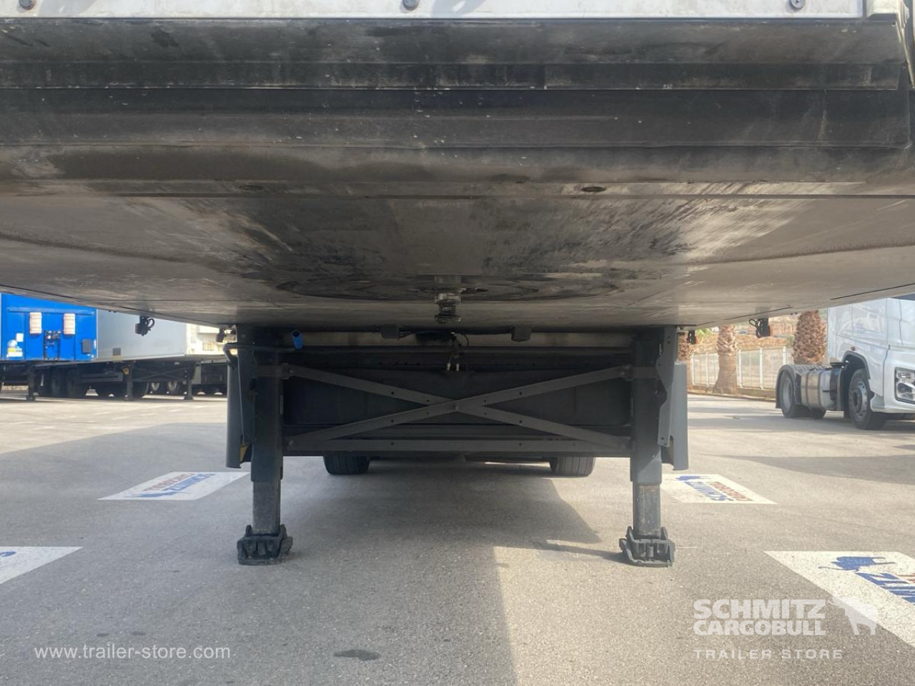 SCHMITZ Semiremolque Frigo Standard - Isothermal semi-trailer: picture 2 SCHMITZ Semiremolque Frigo Standard - Isothermal semi-trailer: picture 2