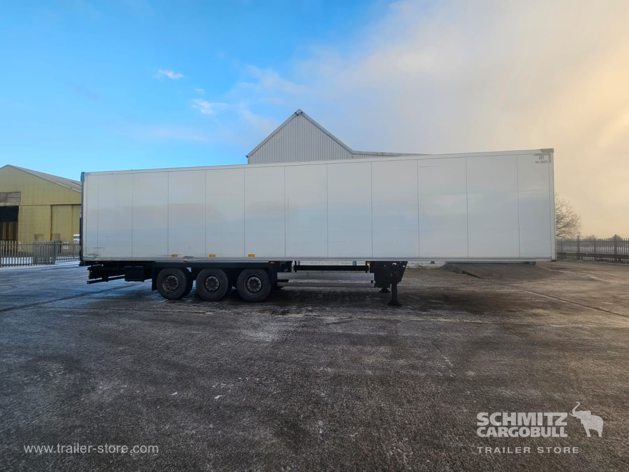 SCHMITZ Reefer Multitemp - Isothermal semi-trailer: picture 3 SCHMITZ Reefer Multitemp - Isothermal semi-trailer: picture 3