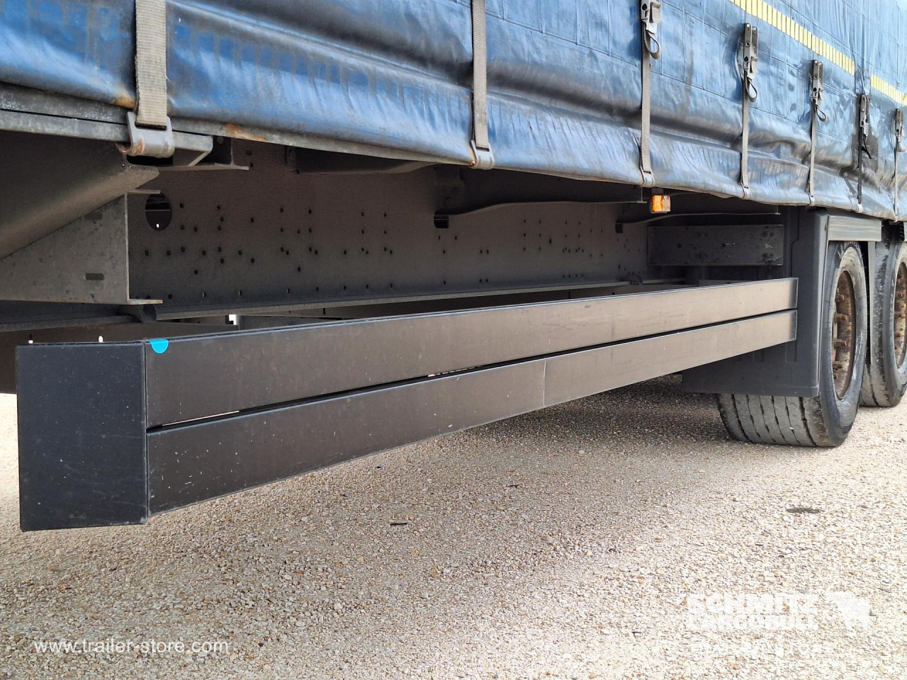 SCHMITZ Curtainsider Mega - Curtainsider semi-trailer: picture 5 SCHMITZ Curtainsider Mega - Curtainsider semi-trailer: picture 5